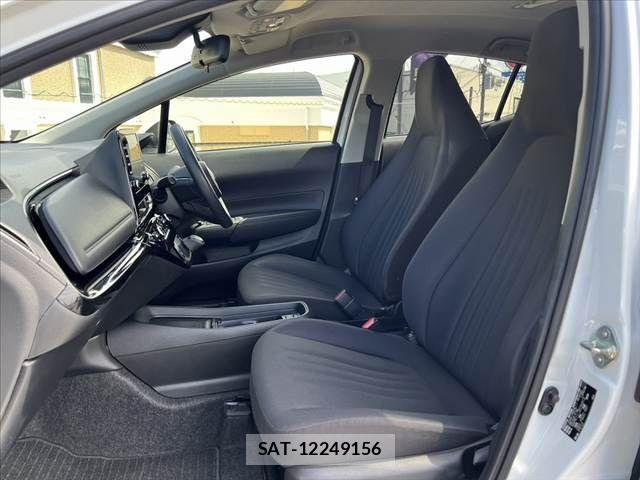 Toyota AQUA 2022-09 8878659-16