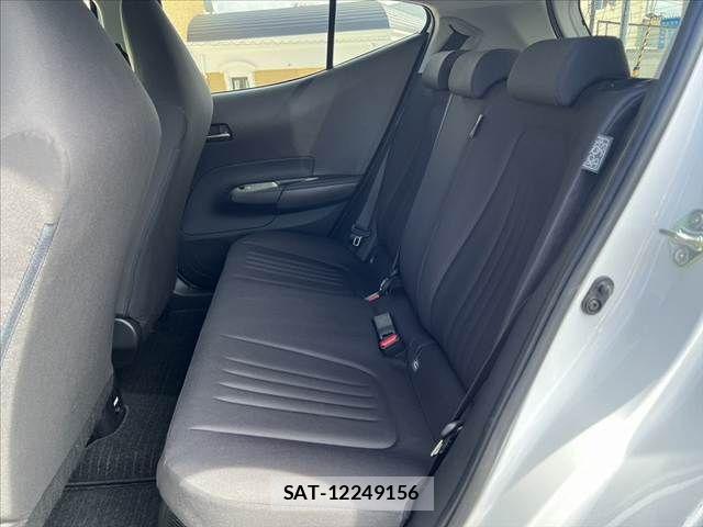 Toyota AQUA 2022-09 8878659-18