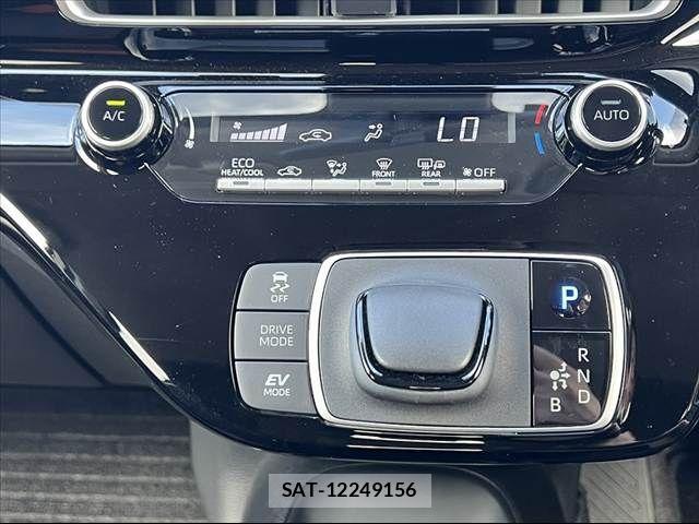 Toyota AQUA 2022-09 8878659-23