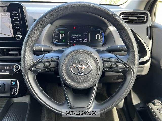 Toyota AQUA 2022-09 8878659-28