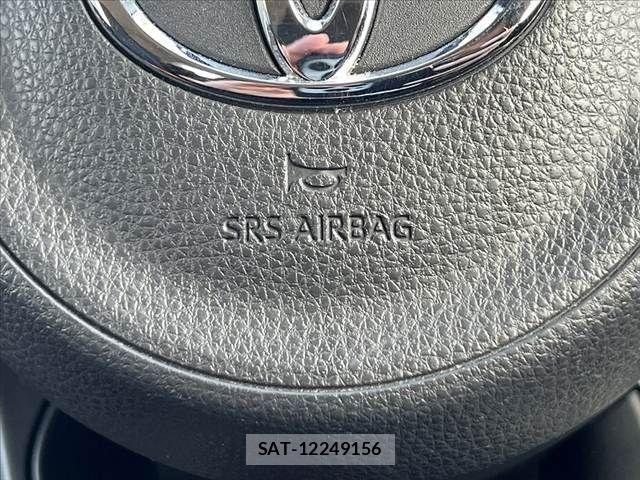 Toyota AQUA 2022-09 8878659-29
