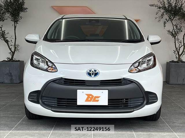 Toyota AQUA 2022-09 8878659-8