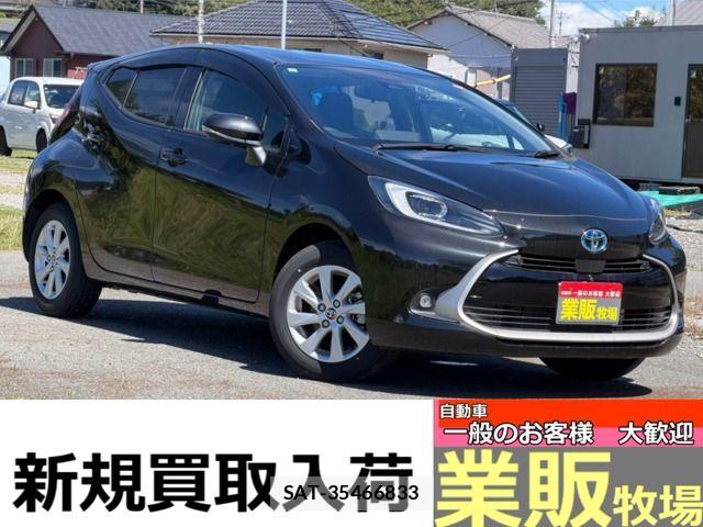 Toyota AQUA 2023-09 8878643-0