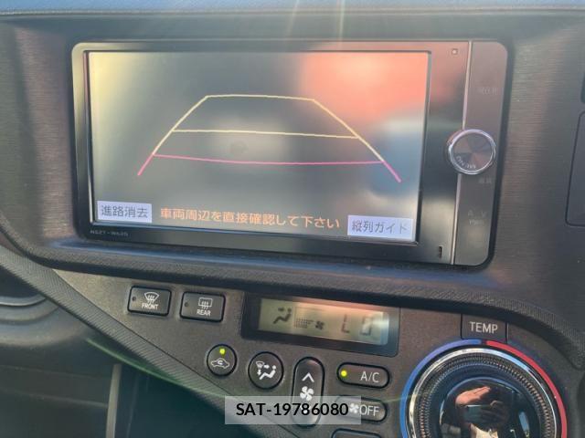 Toyota AQUA 2012-11 8883299-21