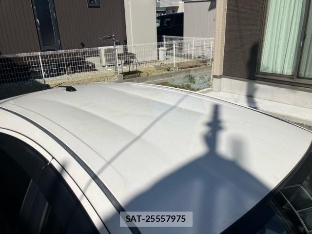 Toyota AQUA 2013-05 8883303-10