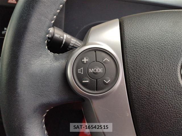 Toyota AQUA 2015-10 8883291-22
