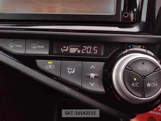 Toyota AQUA 2015-10 8883291-28