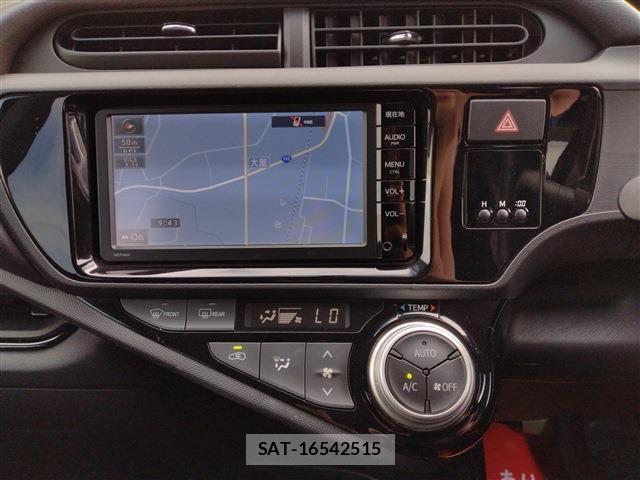 Toyota AQUA 2015-10 8883291-4