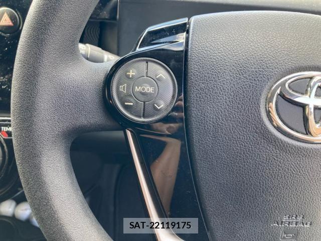 Toyota AQUA 2020-02 8883292-21