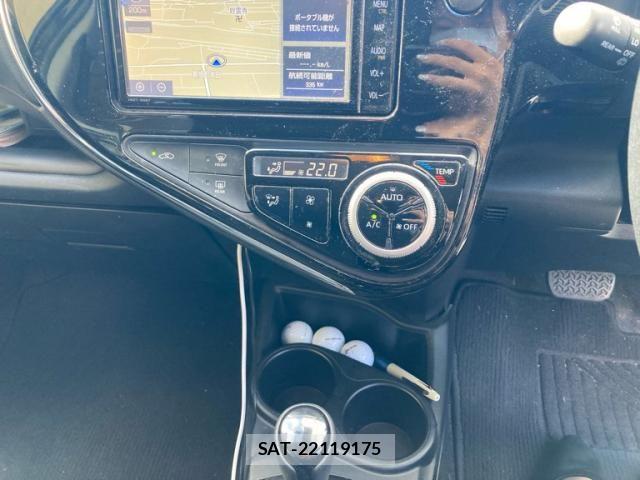 Toyota AQUA 2020-02 8883292-23