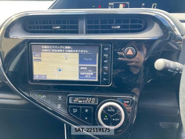 Toyota AQUA 2020-02 8883292-24