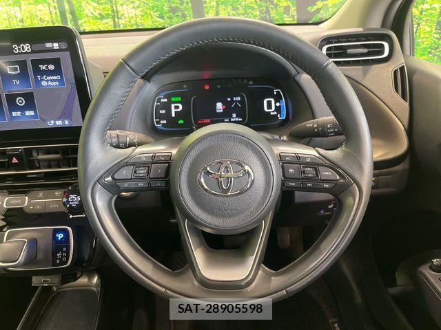 Toyota AQUA 2023-03 8883285-10