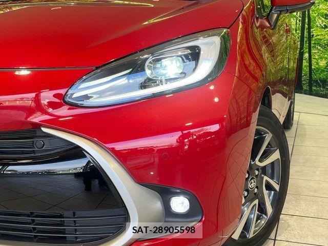 Toyota AQUA 2023-03 8883285-11