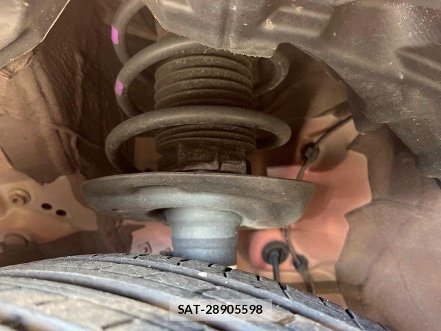 Toyota AQUA 2023-03 8883285-19