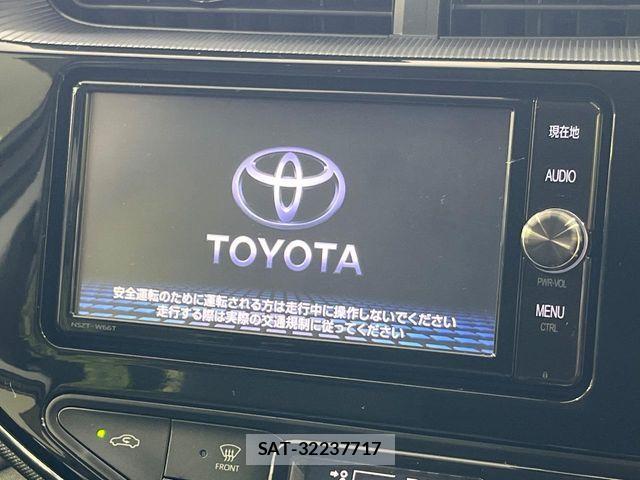 Toyota AQUA 2017-11 8883287-3