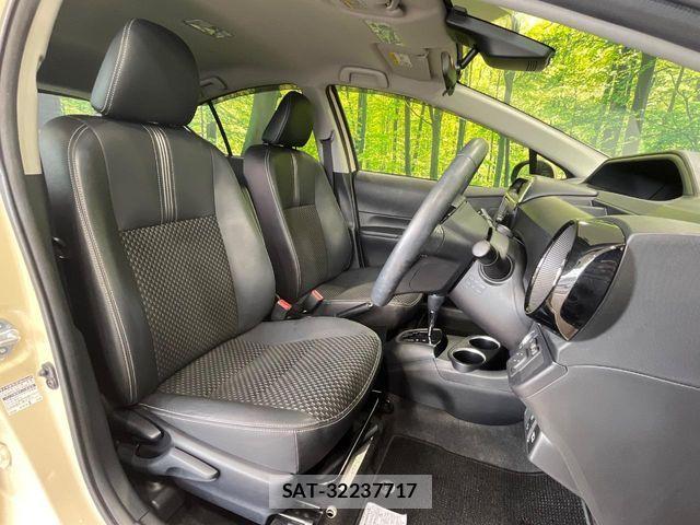 Toyota AQUA 2017-11 8883287-7