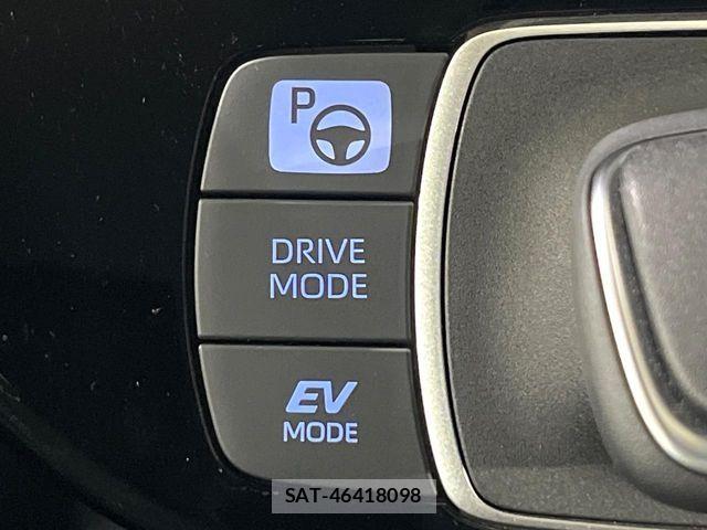 Toyota AQUA 2024-10 8883283-3