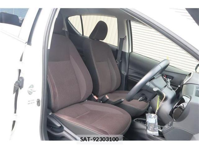 Toyota AQUA 2018-05 8883286-10