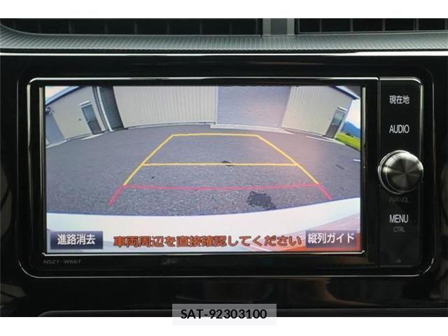 Toyota AQUA 2018-05 8883286-3