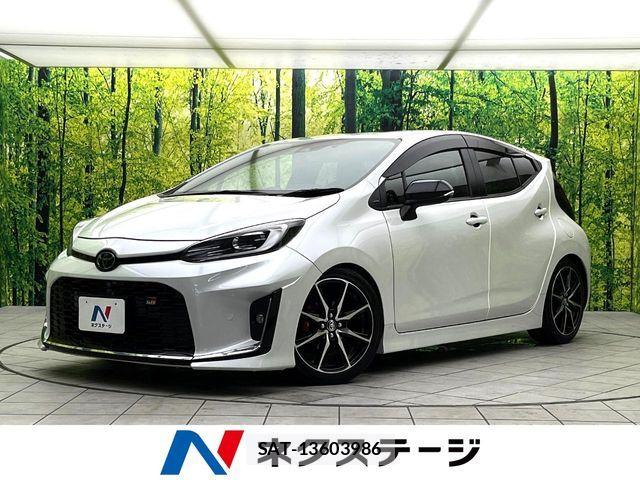 Toyota AQUA 2024-05 8883281-0
