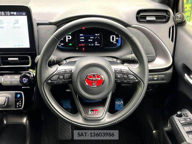 Toyota AQUA 2024-05 8883281-10