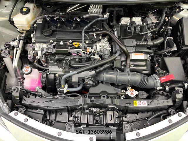 Toyota AQUA 2024-05 8883281-17