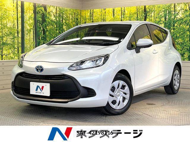 Toyota AQUA 2022-01 8883284-0
