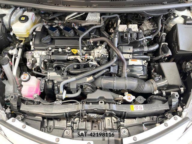 Toyota AQUA 2022-01 8883284-17