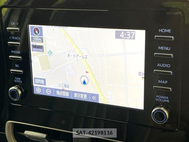 Toyota AQUA 2022-01 8883284-3