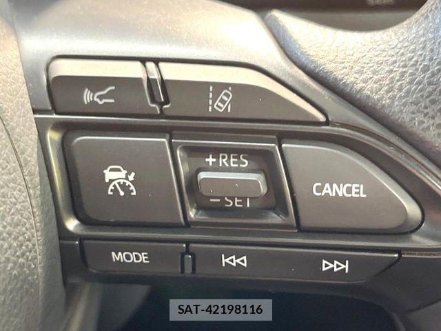 Toyota AQUA 2022-01 8883284-5