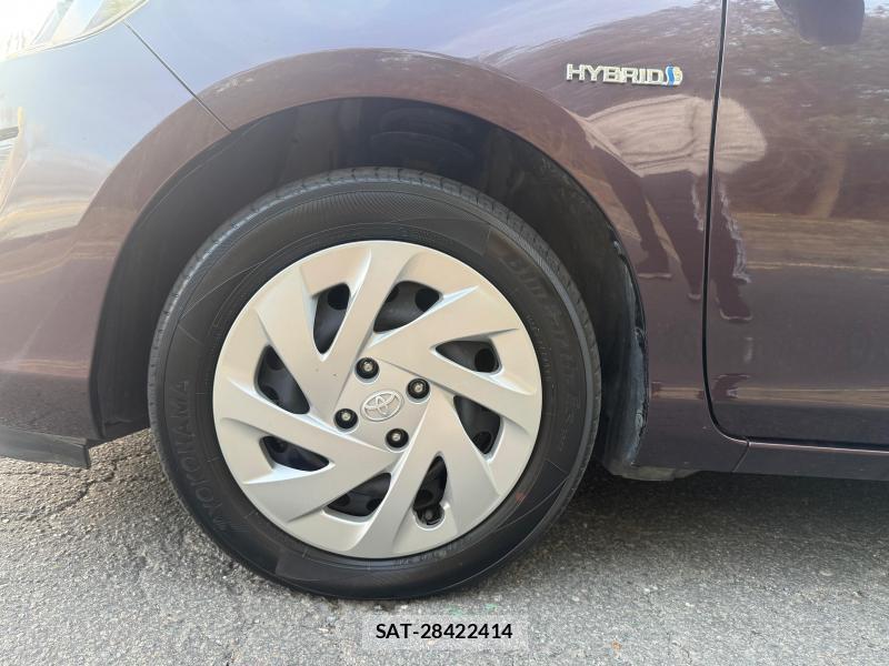 Toyota AQUA 2017-05 1289503-33