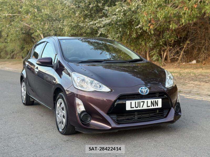 Toyota AQUA 2017-05 1289503-6