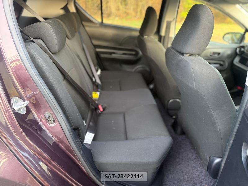 Toyota AQUA 2017-05 1289503-8