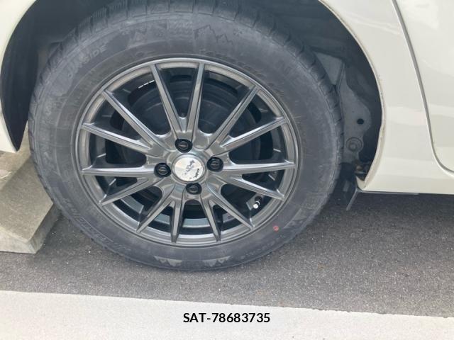 Toyota AQUA 2012-02 8883302-6