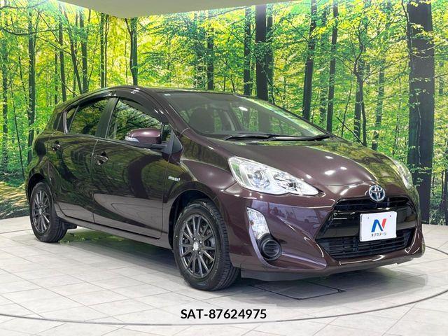 Toyota AQUA 2015-12 8883295-14