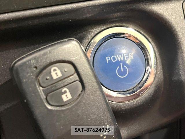 Toyota AQUA 2015-12 8883295-5
