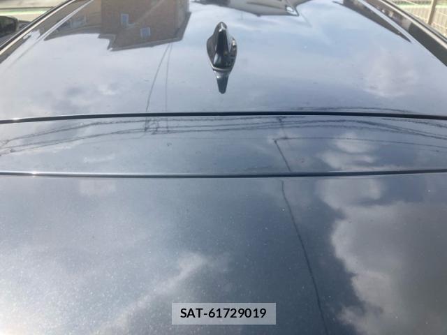 Toyota AQUA 2017-10 8883293-11