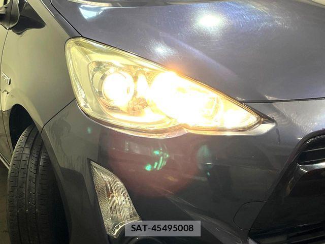 Toyota AQUA 2015-10 8883294-12