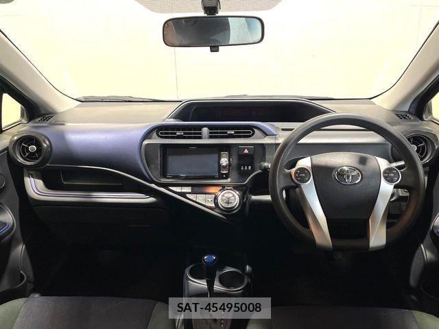 Toyota AQUA 2015-10 8883294-1