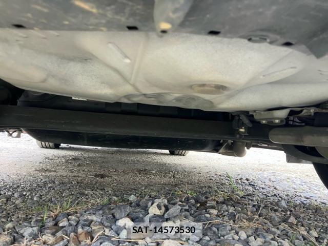 Toyota AQUA 2012-10 8883298-10