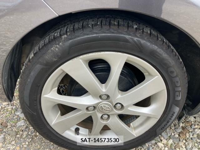 Toyota AQUA 2012-10 8883298-6