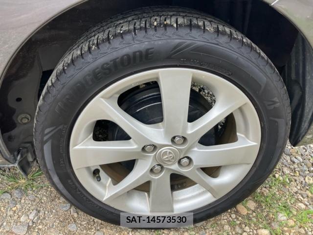 Toyota AQUA 2012-10 8883298-7