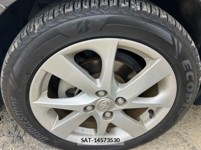 Toyota AQUA 2012-10 8883298-8