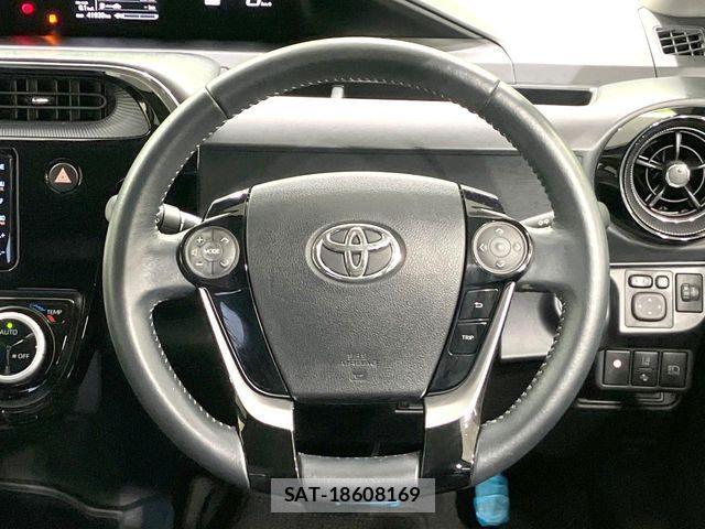 Toyota AQUA 2020-12 8883288-10