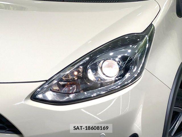 Toyota AQUA 2020-12 8883288-12
