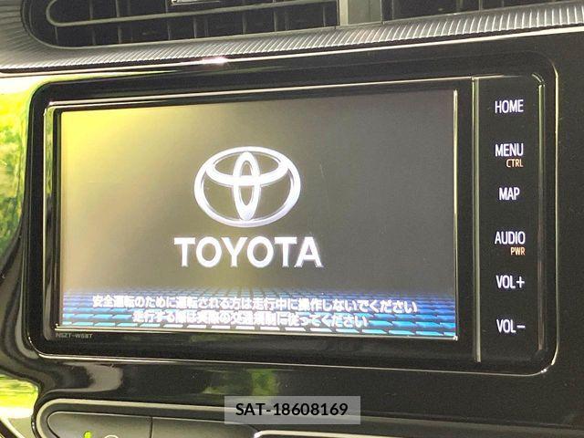 Toyota AQUA 2020-12 8883288-2