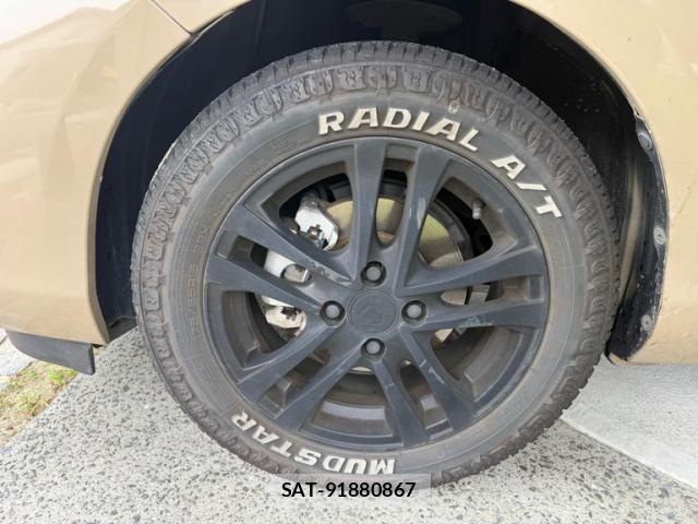 Toyota AQUA 2012-06 8883297-10