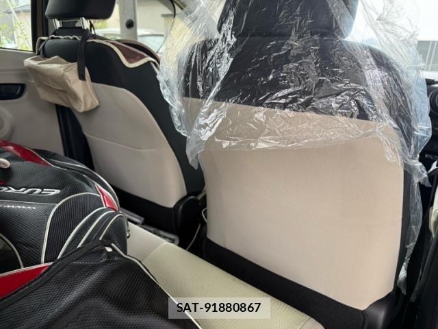 Toyota AQUA 2012-06 8883297-16