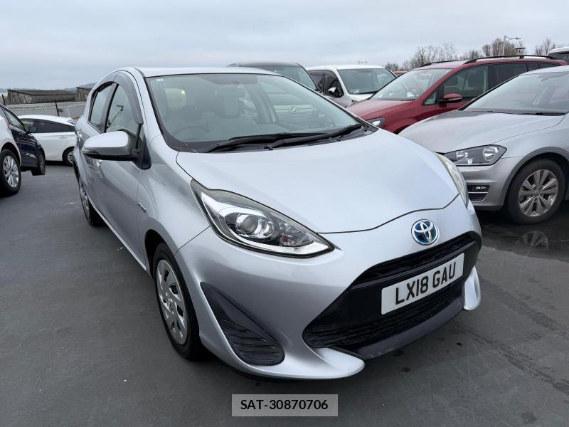 Toyota AQUA 2018-07 1184001-9