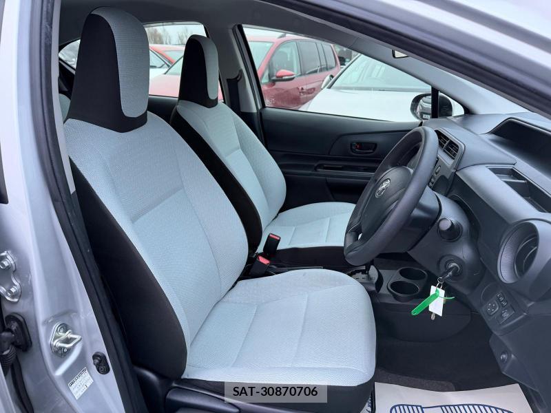 Toyota AQUA 2018-07 1184001-30